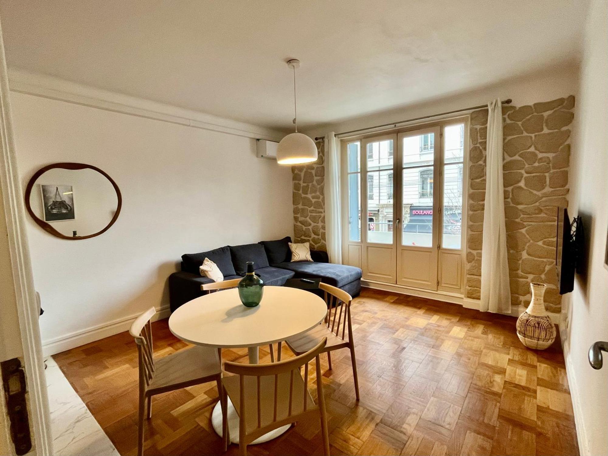 Suite Corneille Lyon Extérieur photo